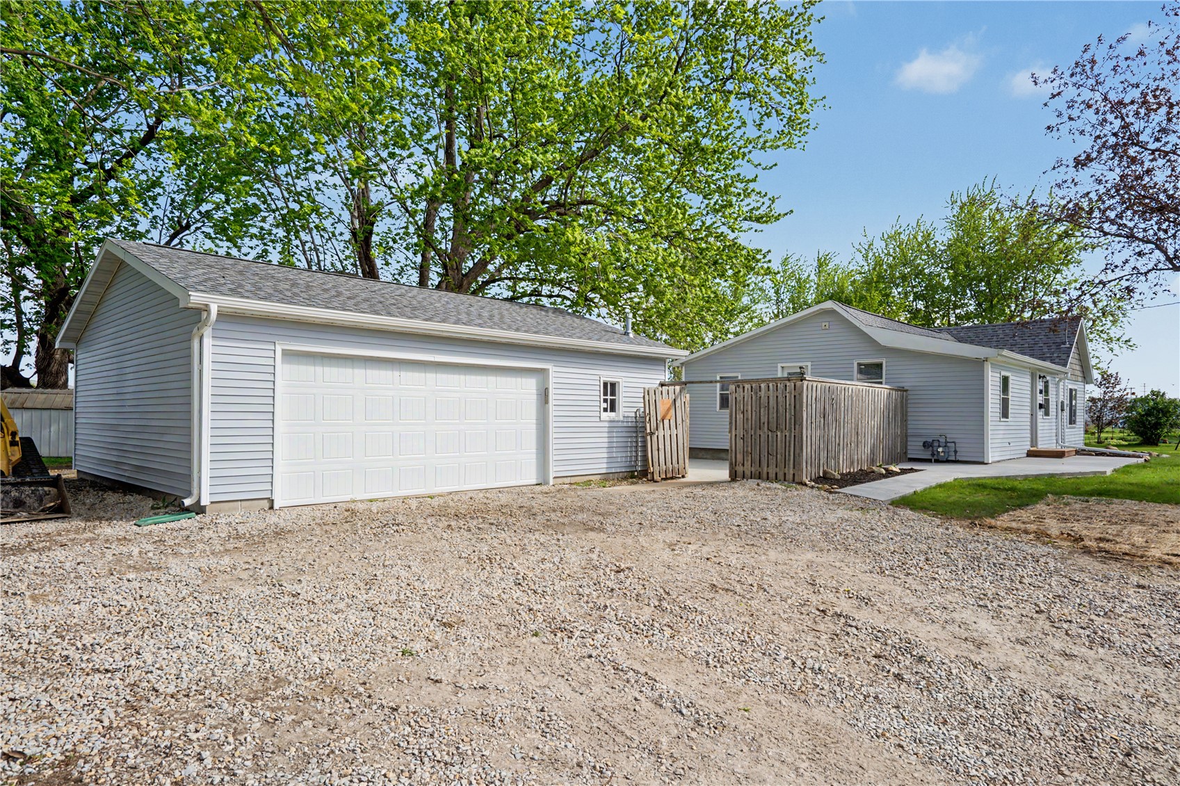 1403 West 3rd Street Vinton IA 52349