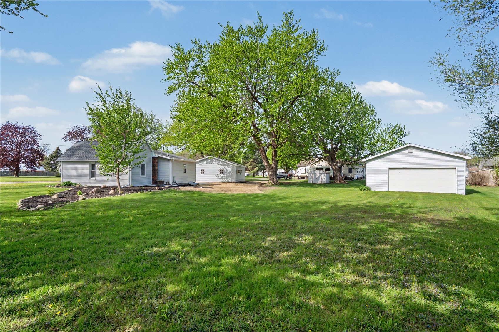 1403 West 3rd Street Vinton IA 52349