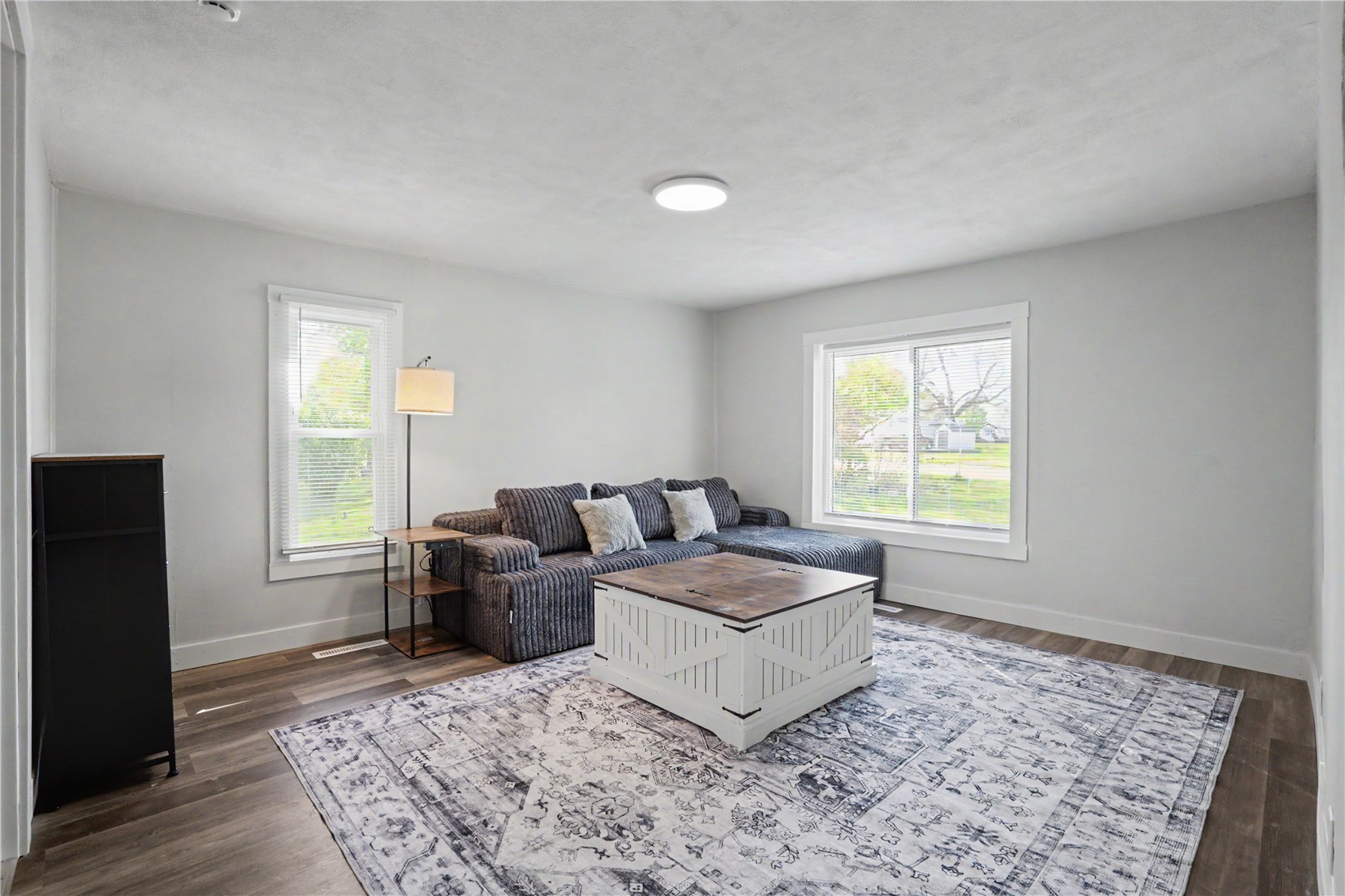 1403 West 3rd Street Vinton IA 52349
