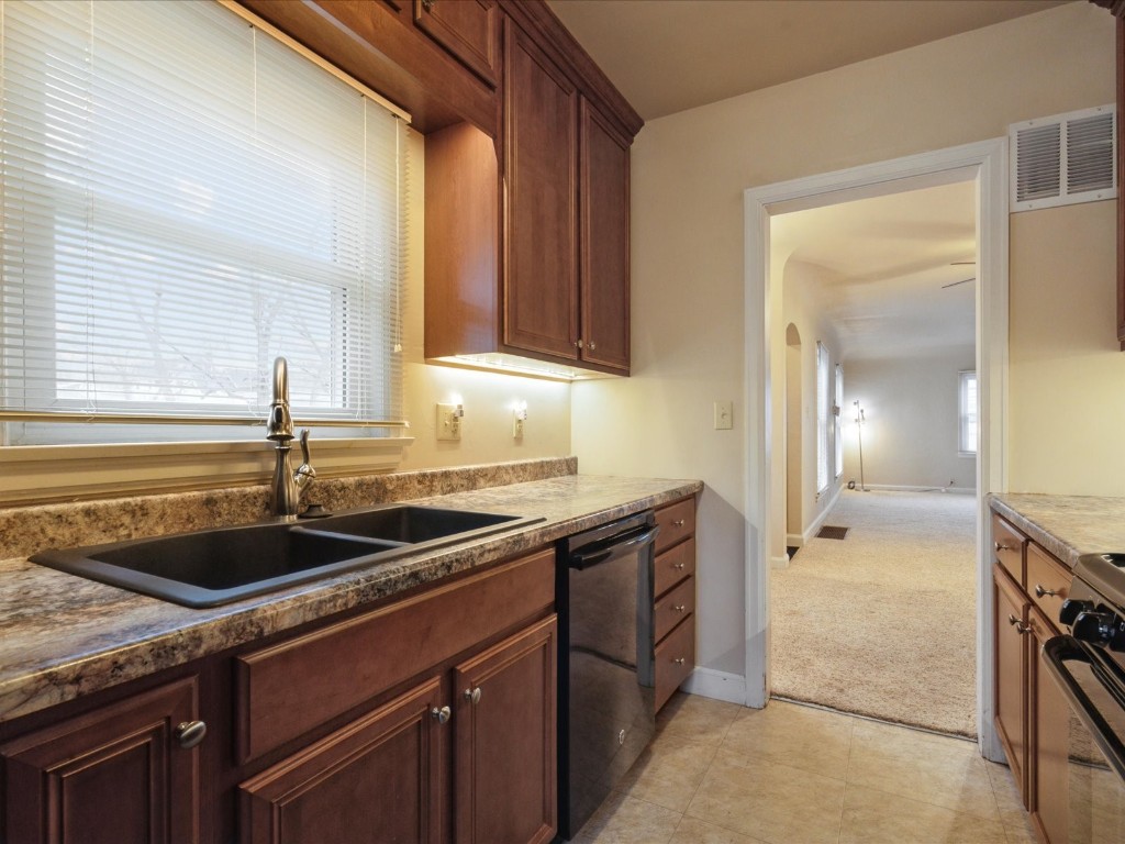 3414 E Avenue NE Cedar Rapids IA 52402