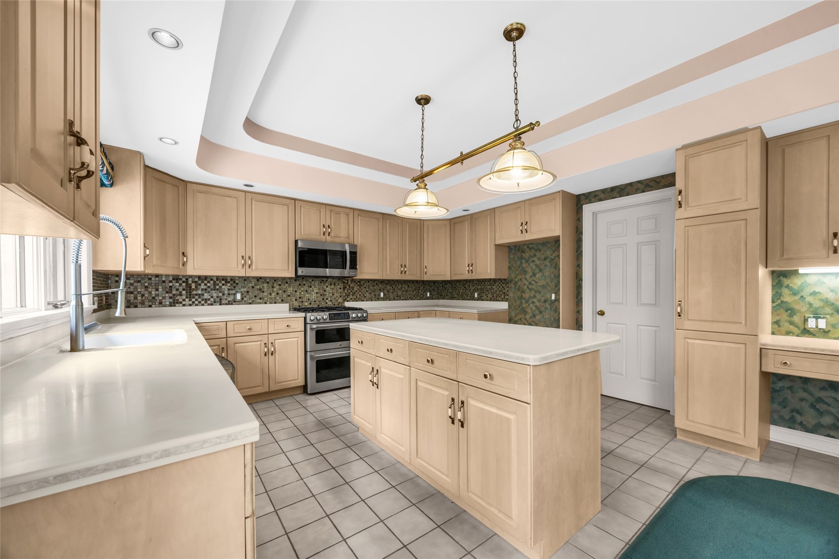 4850 Autumn Drive NE Cedar Rapids IA 52411