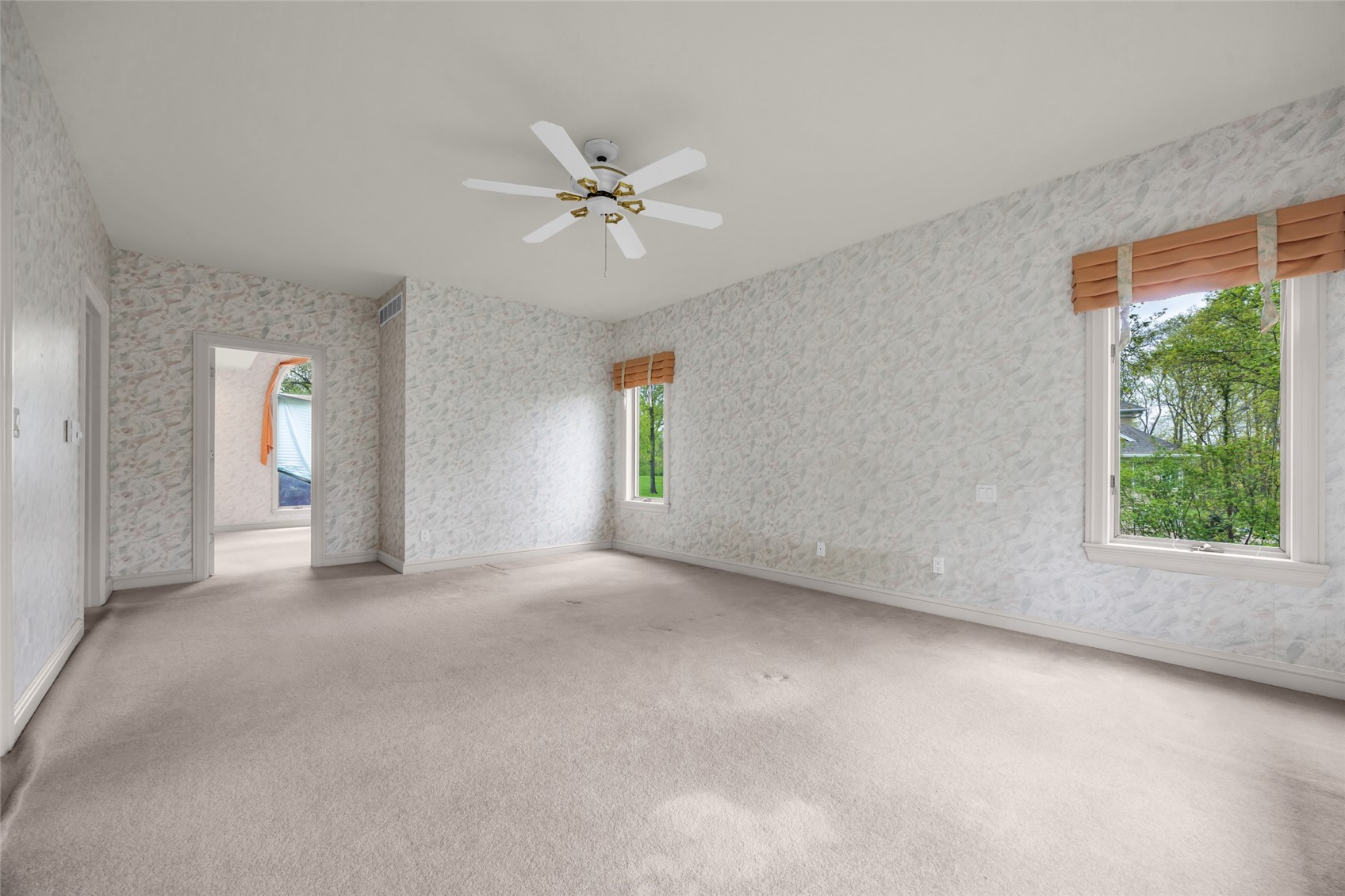 4850 Autumn Drive NE Cedar Rapids IA 52411