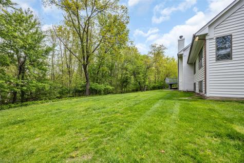 4850 Autumn Drive NE Cedar Rapids IA 52411