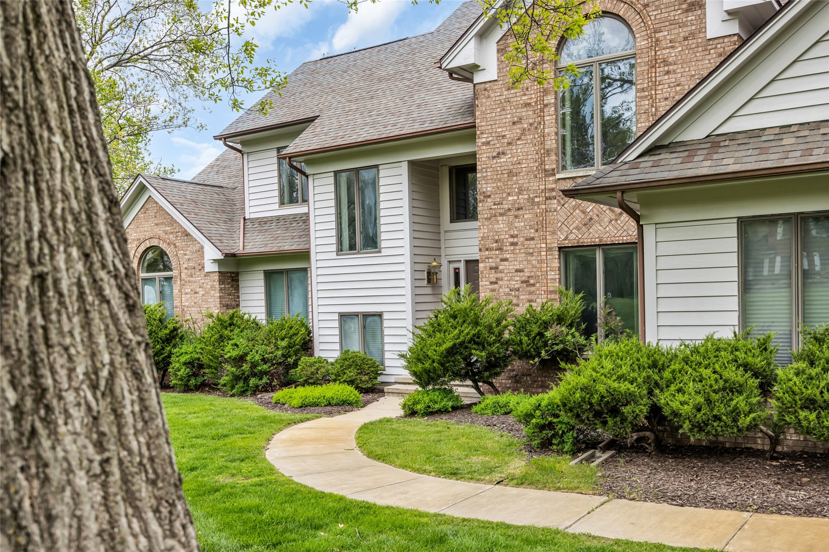 4850 Autumn Drive NE Cedar Rapids IA 52411