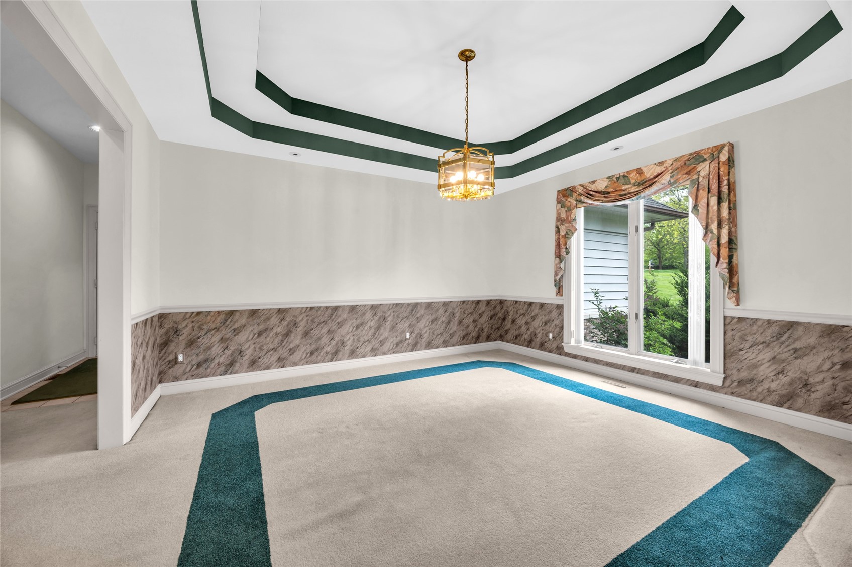4850 Autumn Drive NE Cedar Rapids IA 52411