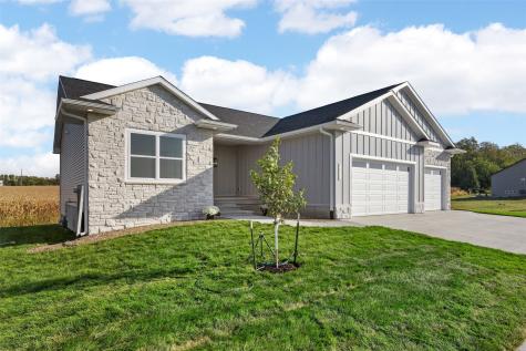 1525 3rd Street SW Mt Vernon IA 52314