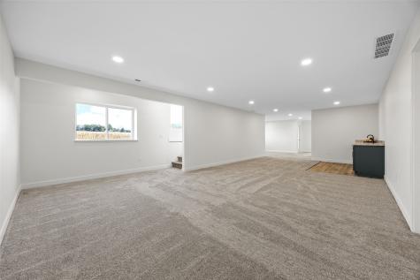 1525 3rd Street SW Mt Vernon IA 52314