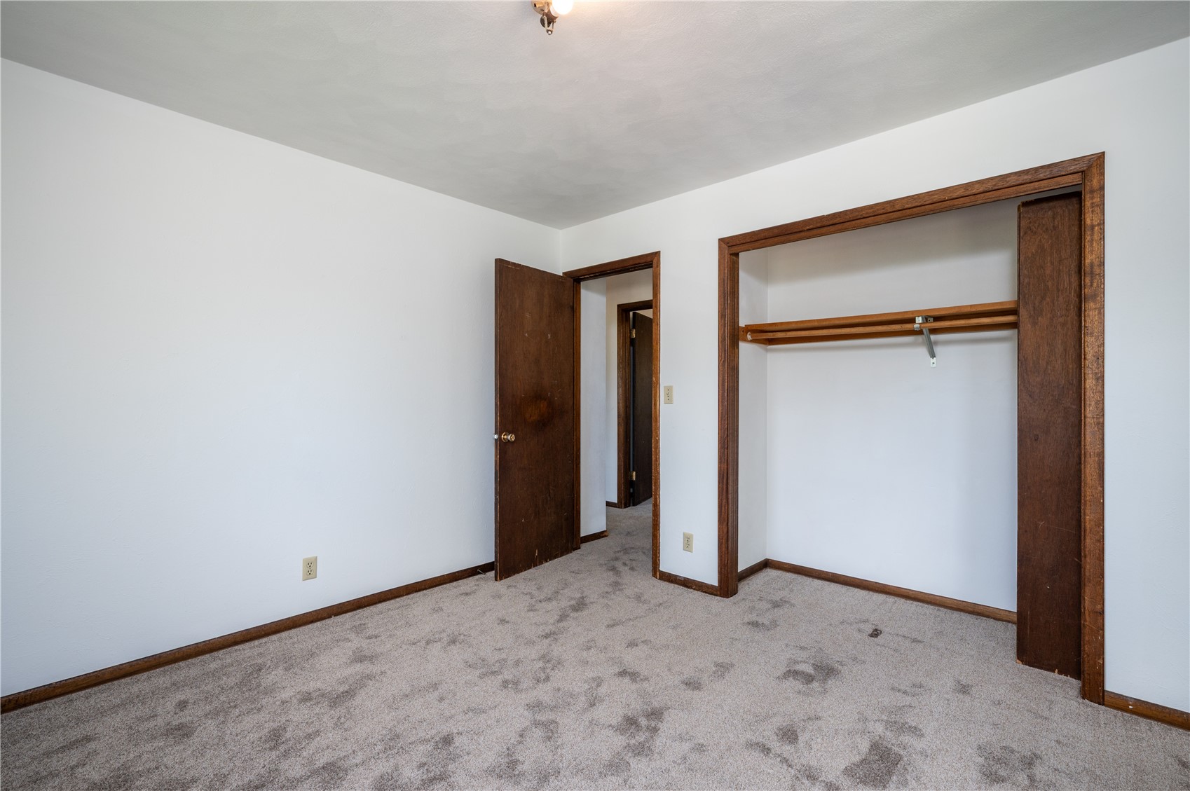 2520 Falbrook Drive NE Cedar Rapids IA 52402