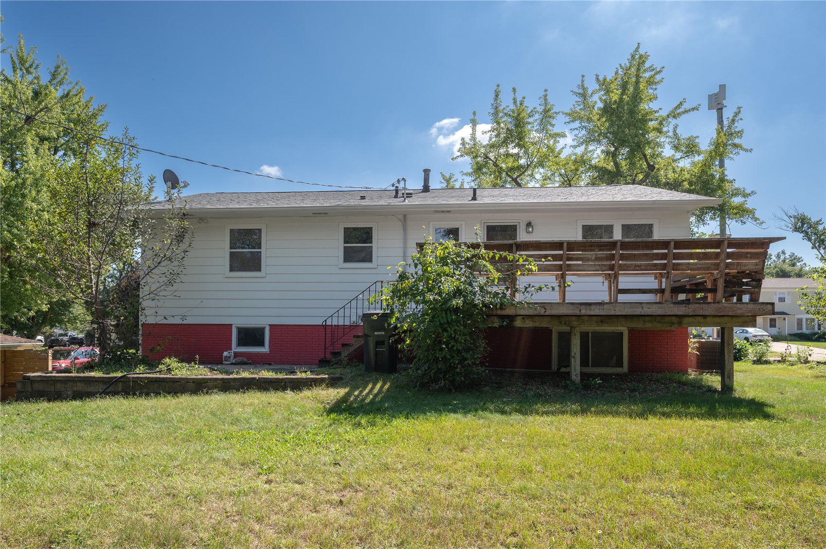 2520 Falbrook Drive NE Cedar Rapids IA 52402