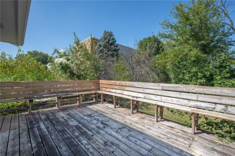 2520 Falbrook Drive NE Cedar Rapids IA 52402