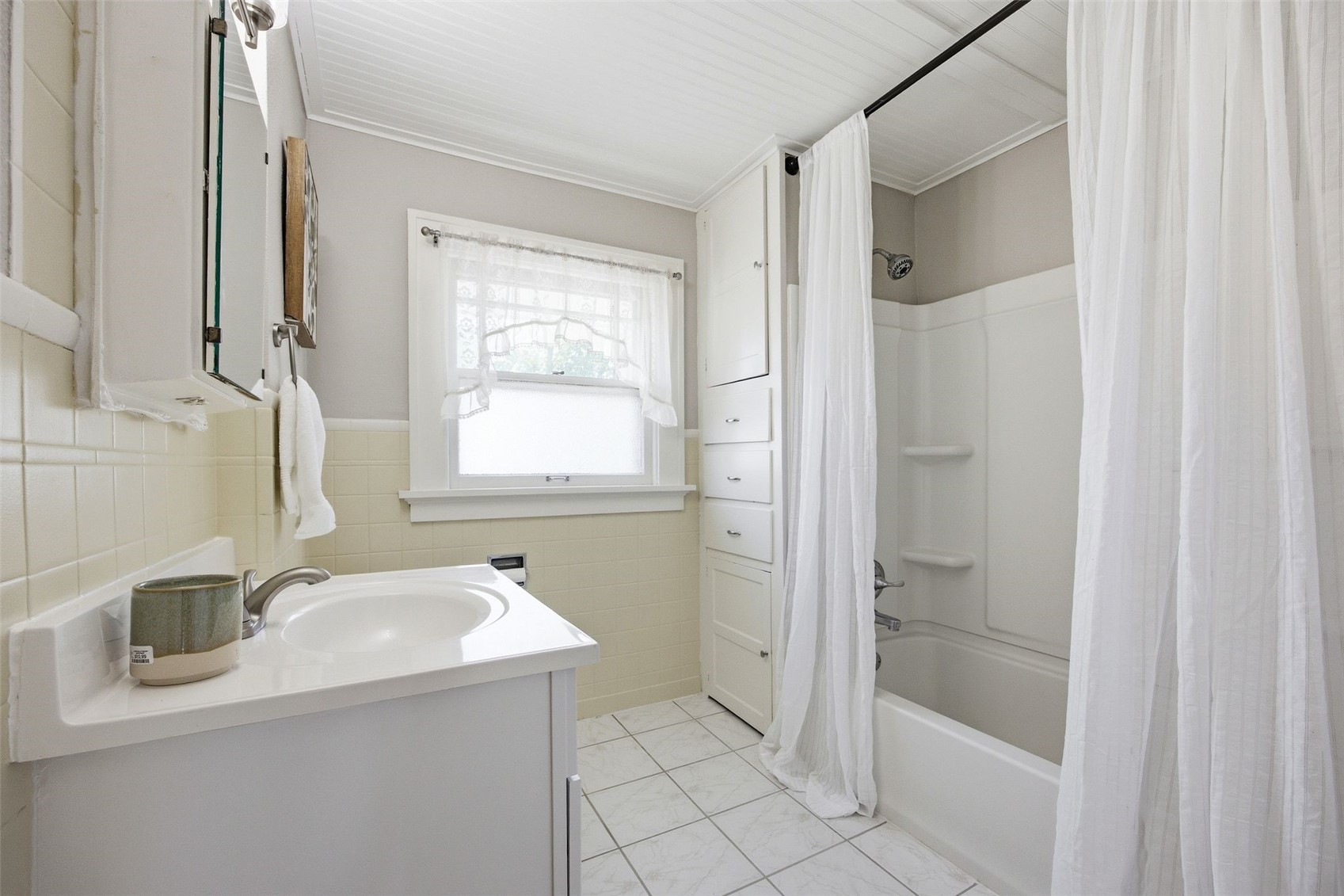1721 2nd Avenue SE Cedar Rapids IA 52403