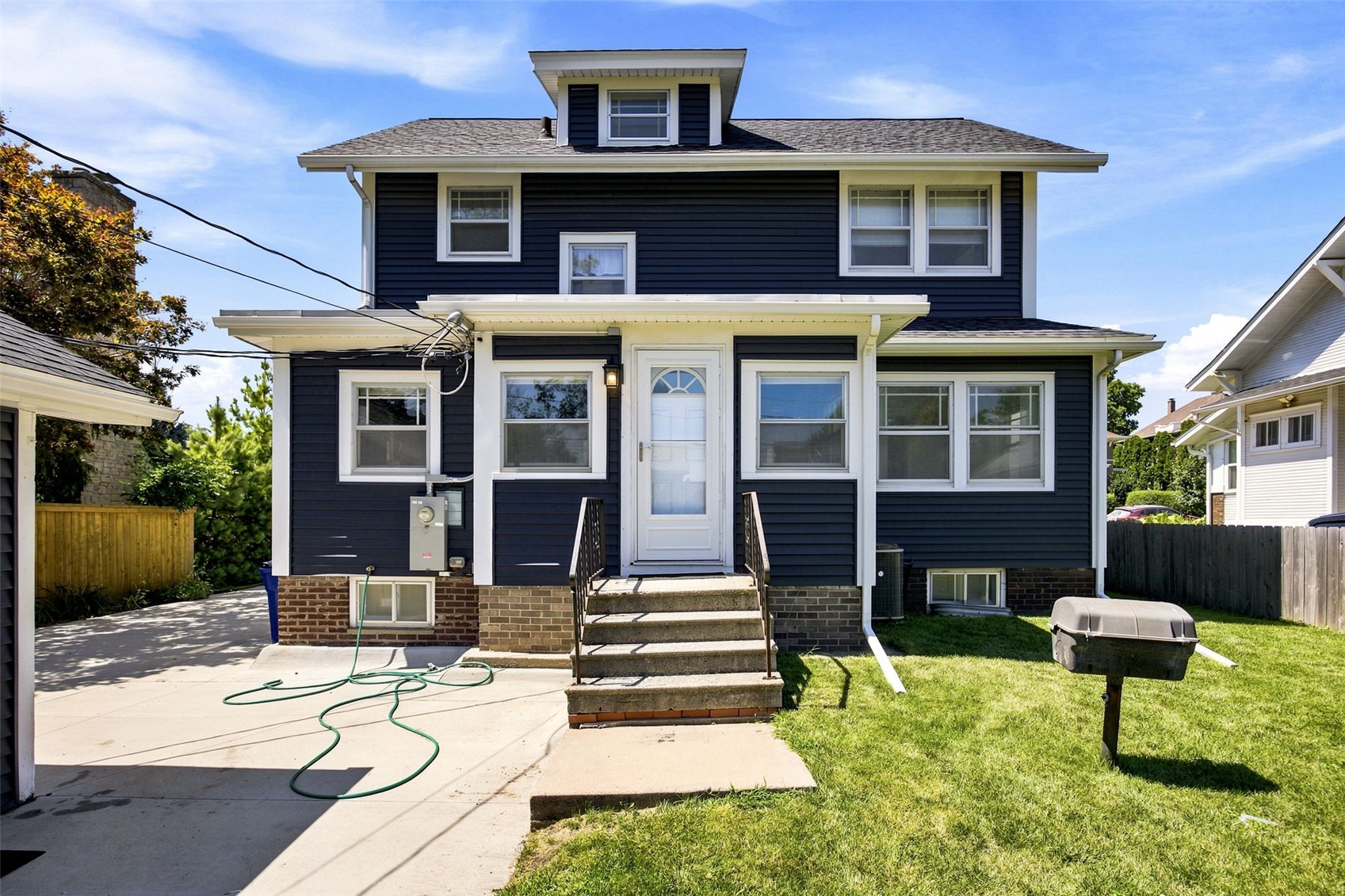 1721 2nd Avenue SE Cedar Rapids IA 52403