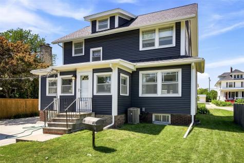 1721 2nd Avenue SE Cedar Rapids IA 52403