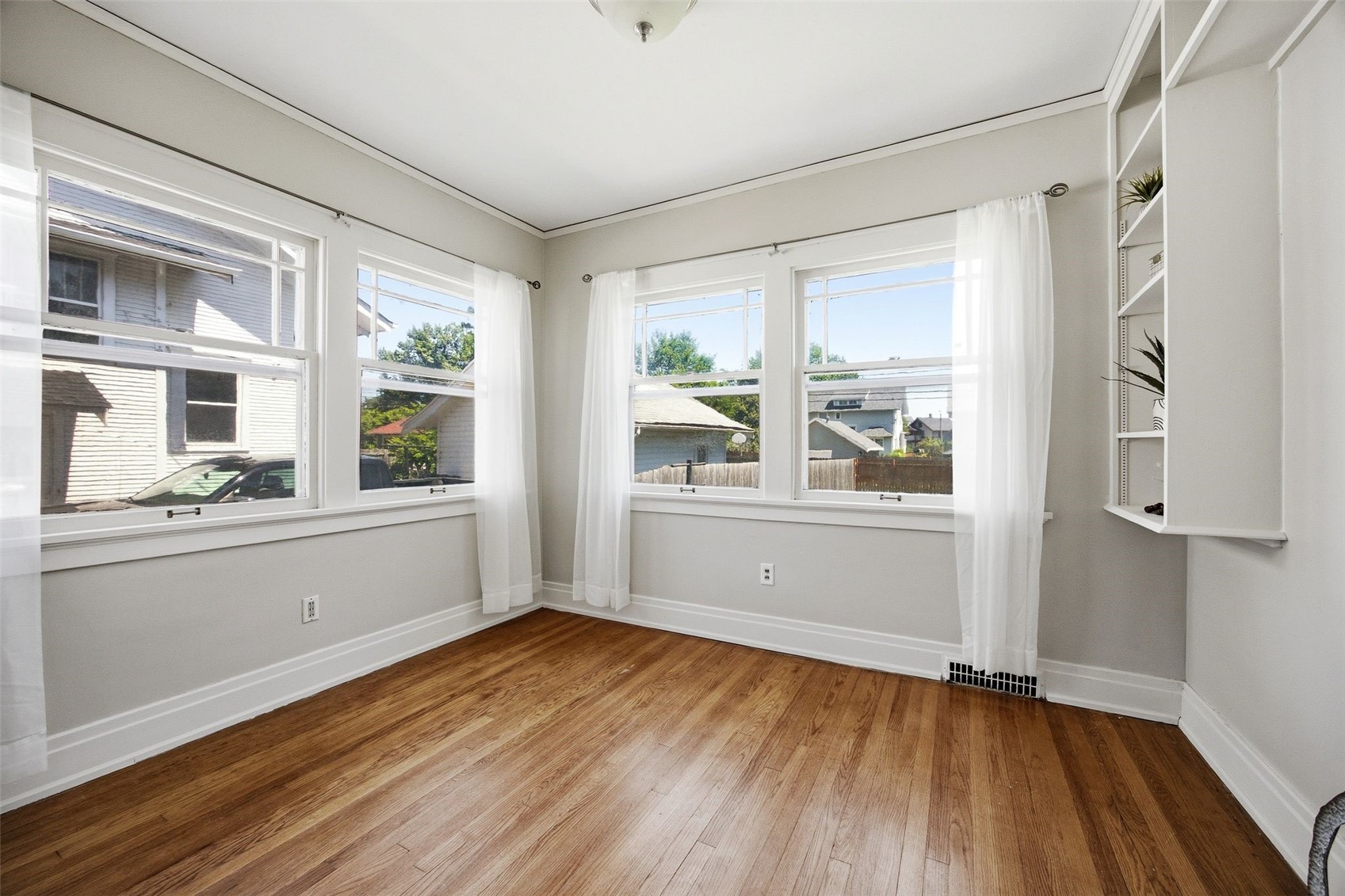 1721 2nd Avenue SE Cedar Rapids IA 52403