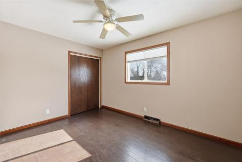 626 Grove Street Central City IA 52214