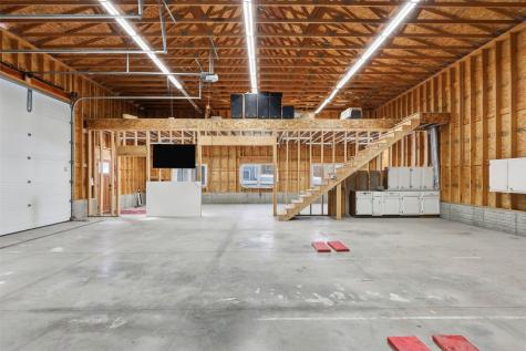 626 Grove Street Central City IA 52214