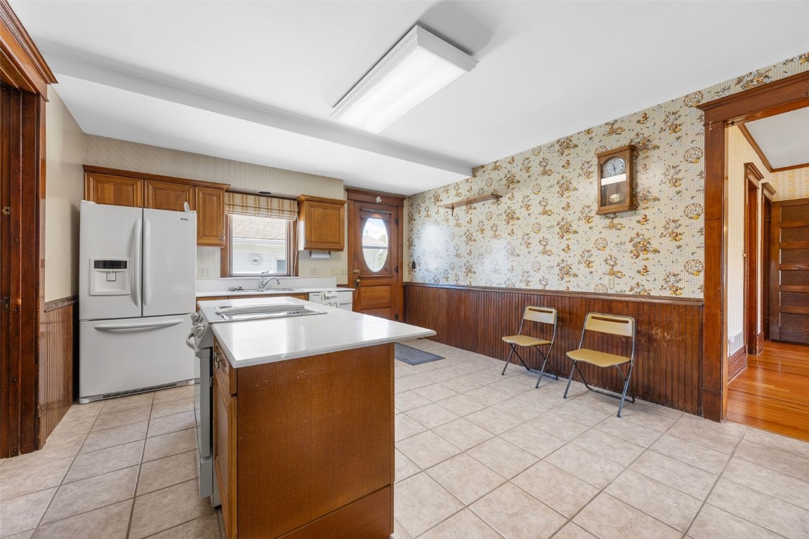 609 South Street Ryan IA 52330