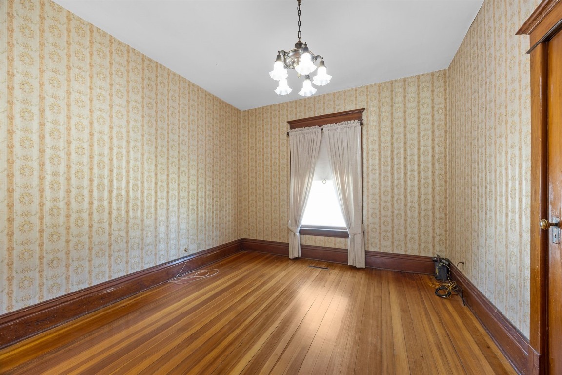 609 South Street Ryan IA 52330