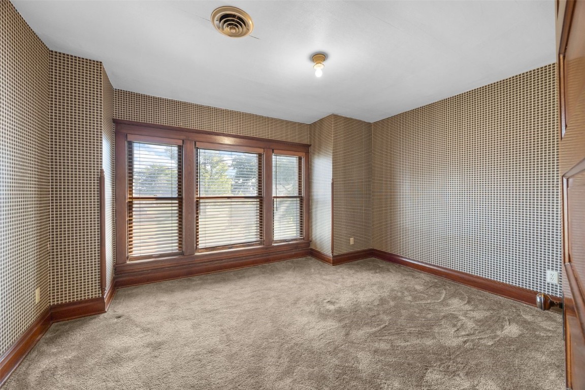 609 South Street Ryan IA 52330