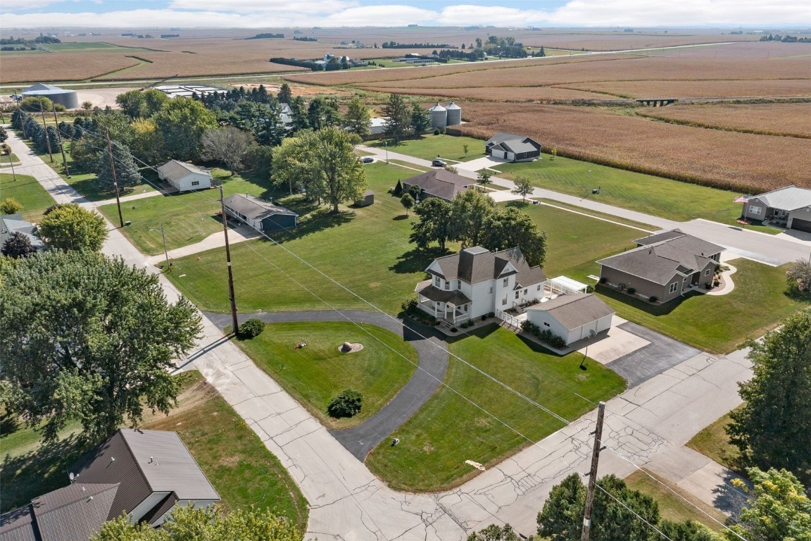 609 South Street Ryan IA 52330