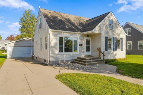 2036 Franklin Avenue NE Cedar Rapids IA 52402