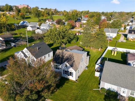 2036 Franklin Avenue NE Cedar Rapids IA 52402