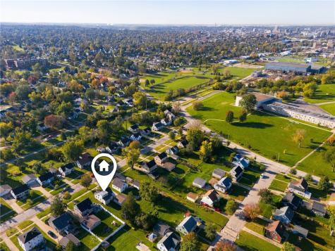 2036 Franklin Avenue NE Cedar Rapids IA 52402