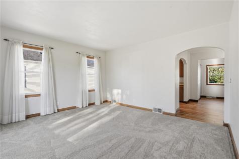 2036 Franklin Avenue NE Cedar Rapids IA 52402