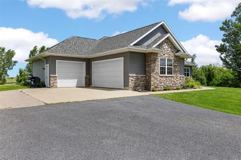 3352 Southridge Drive Amana IA 52203