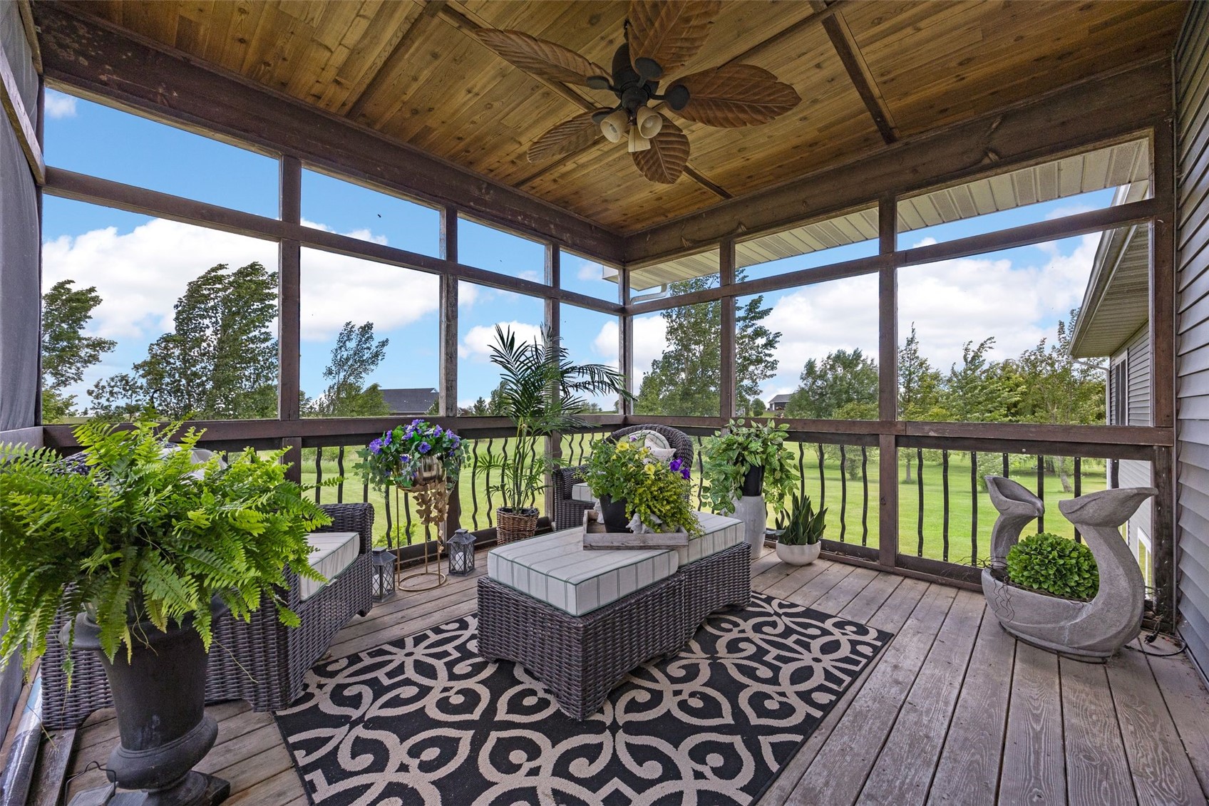3352 Southridge Drive Amana IA 52203