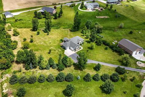 3352 Southridge Drive Amana IA 52203