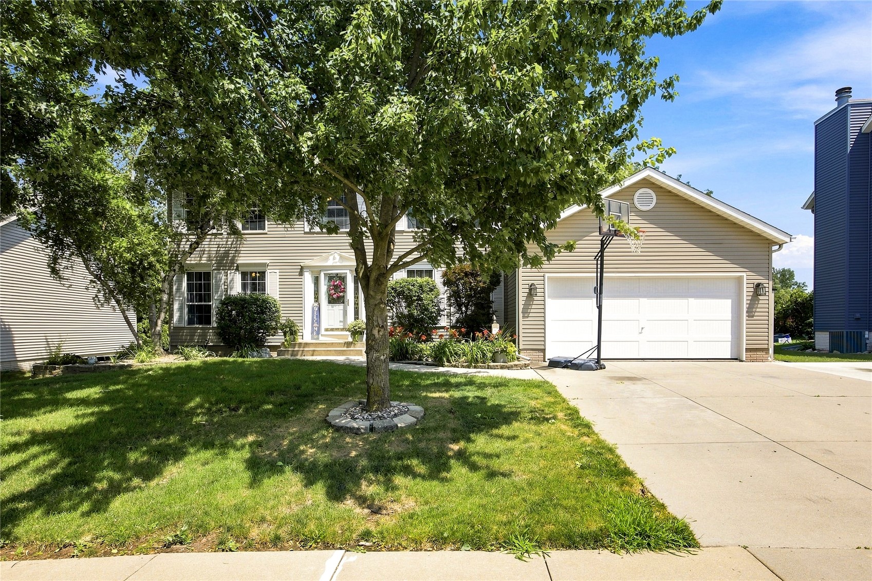 419 Rockvalley Drive SW Cedar Rapids IA 52404