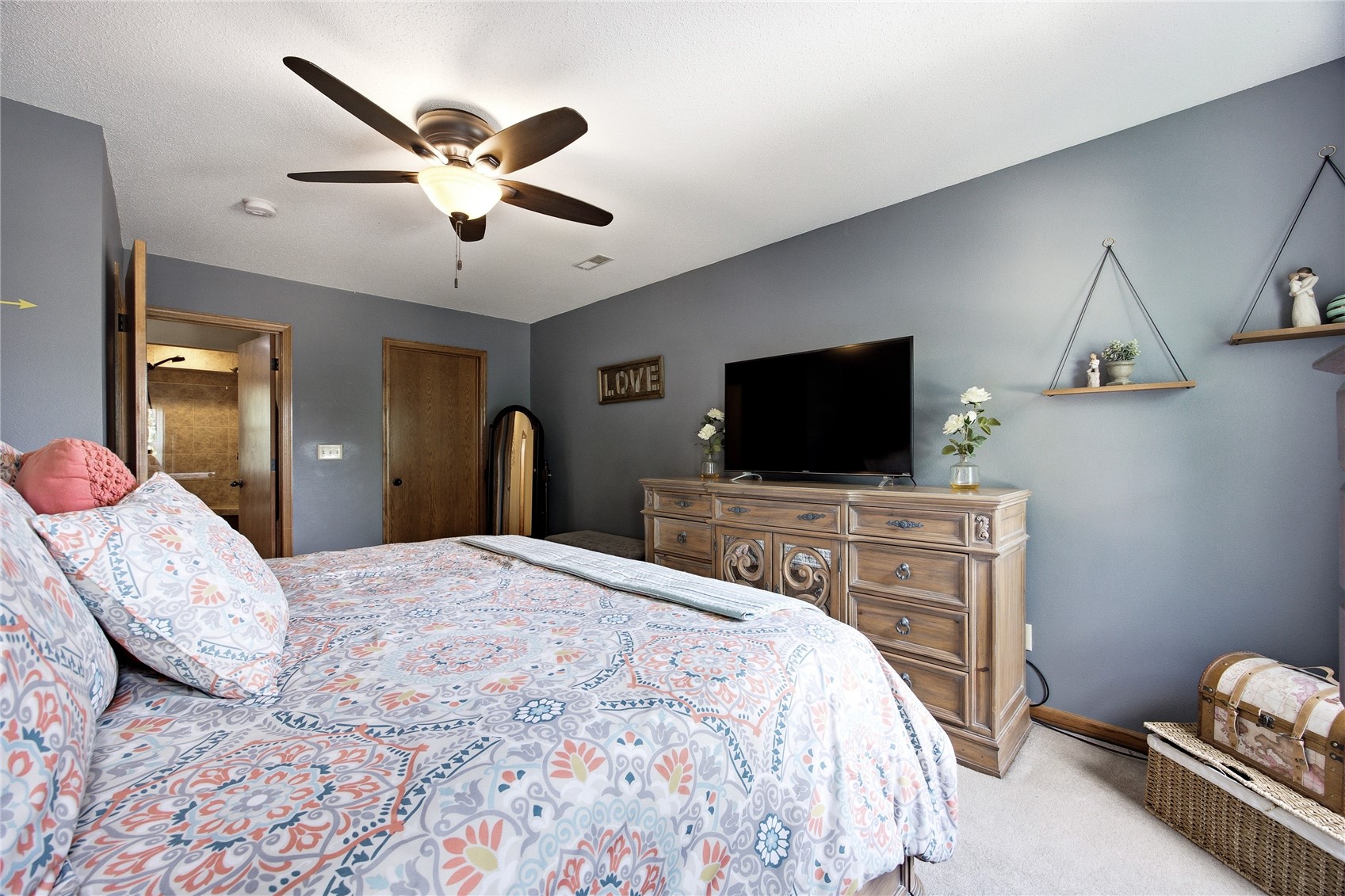 419 Rockvalley Drive SW Cedar Rapids IA 52404