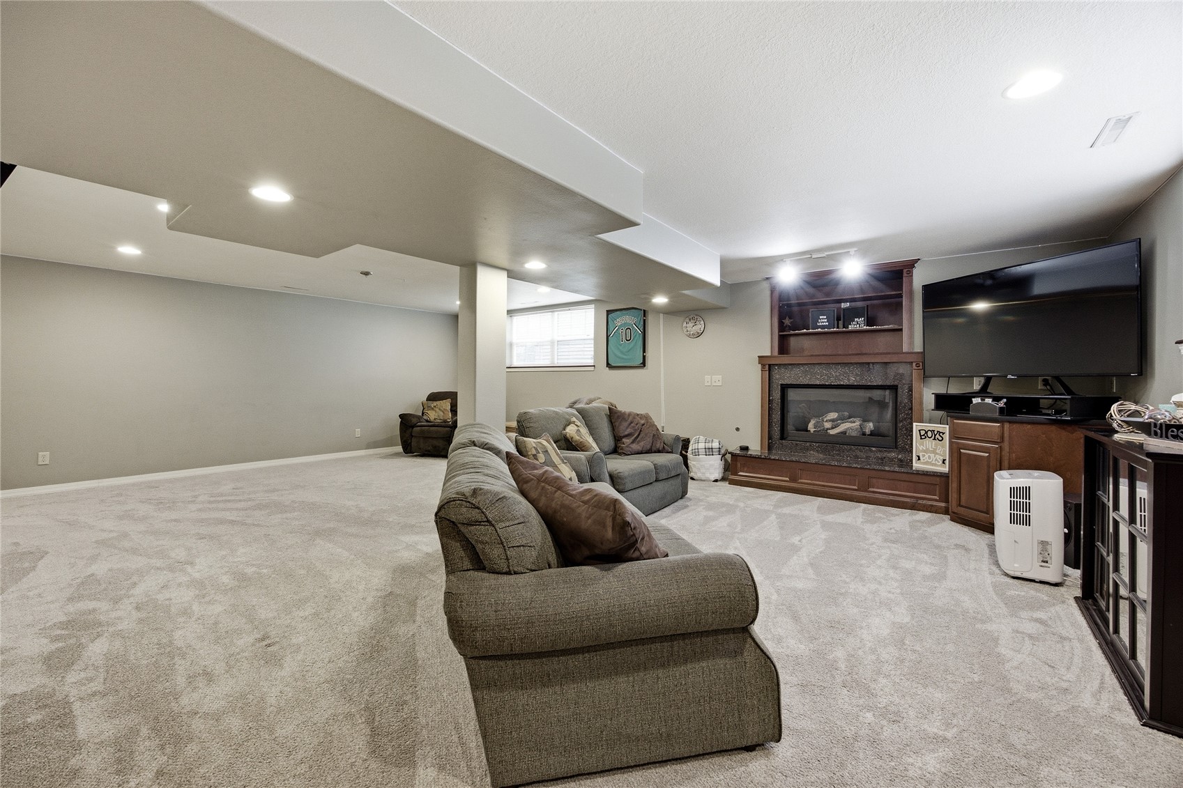 419 Rockvalley Drive SW Cedar Rapids IA 52404