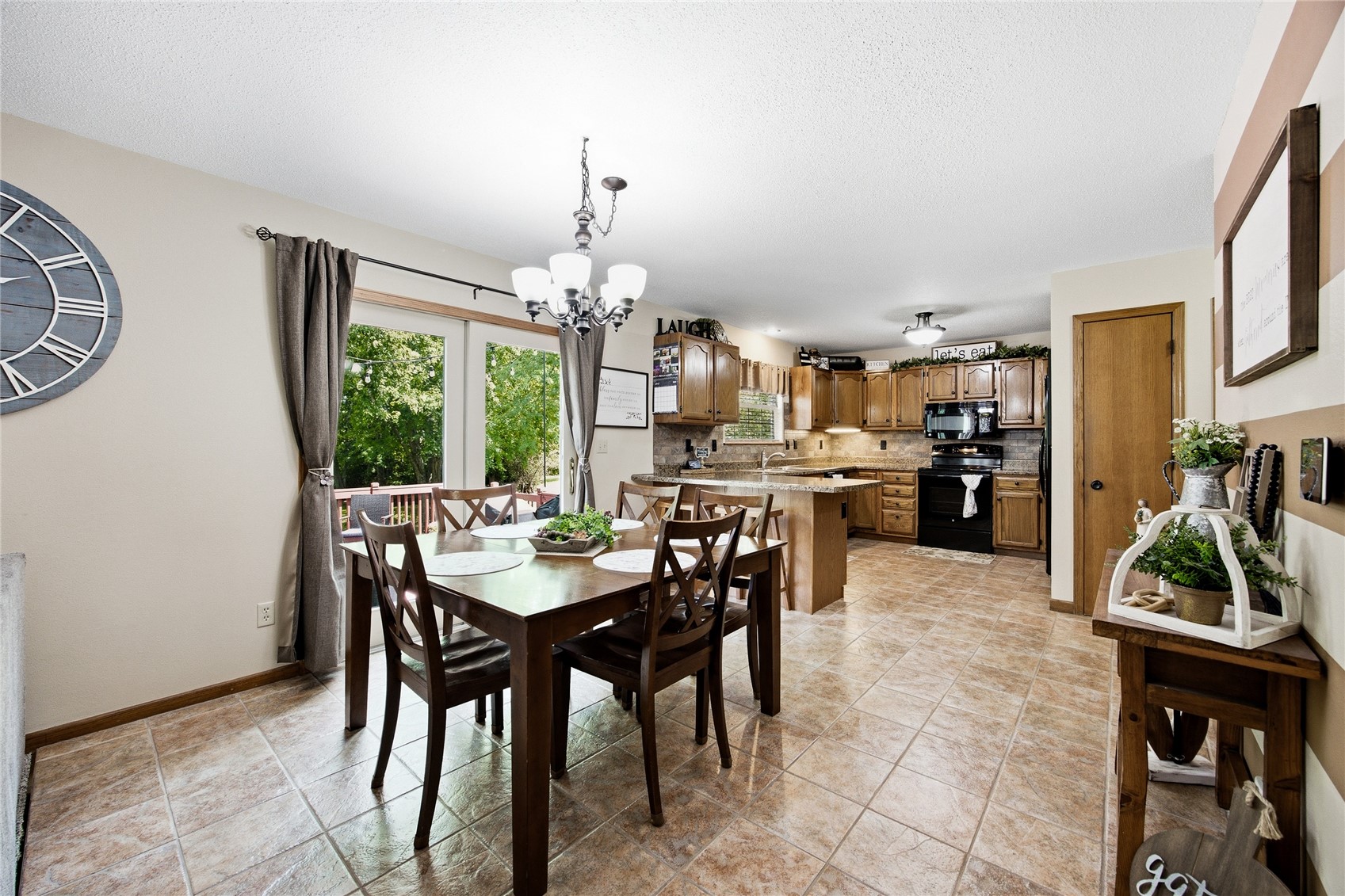 419 Rockvalley Drive SW Cedar Rapids IA 52404