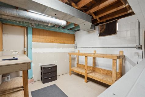 643 20th Avenue SW Cedar Rapids IA 52404