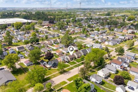 643 20th Avenue SW Cedar Rapids IA 52404