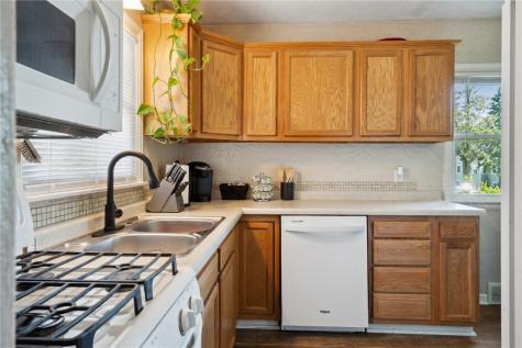 643 20th Avenue SW Cedar Rapids IA 52404