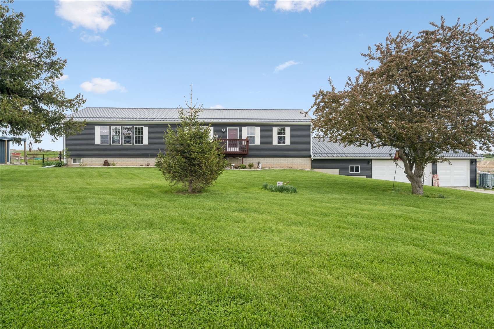6172 33rd Avenue Drive Shellsburg IA 52332