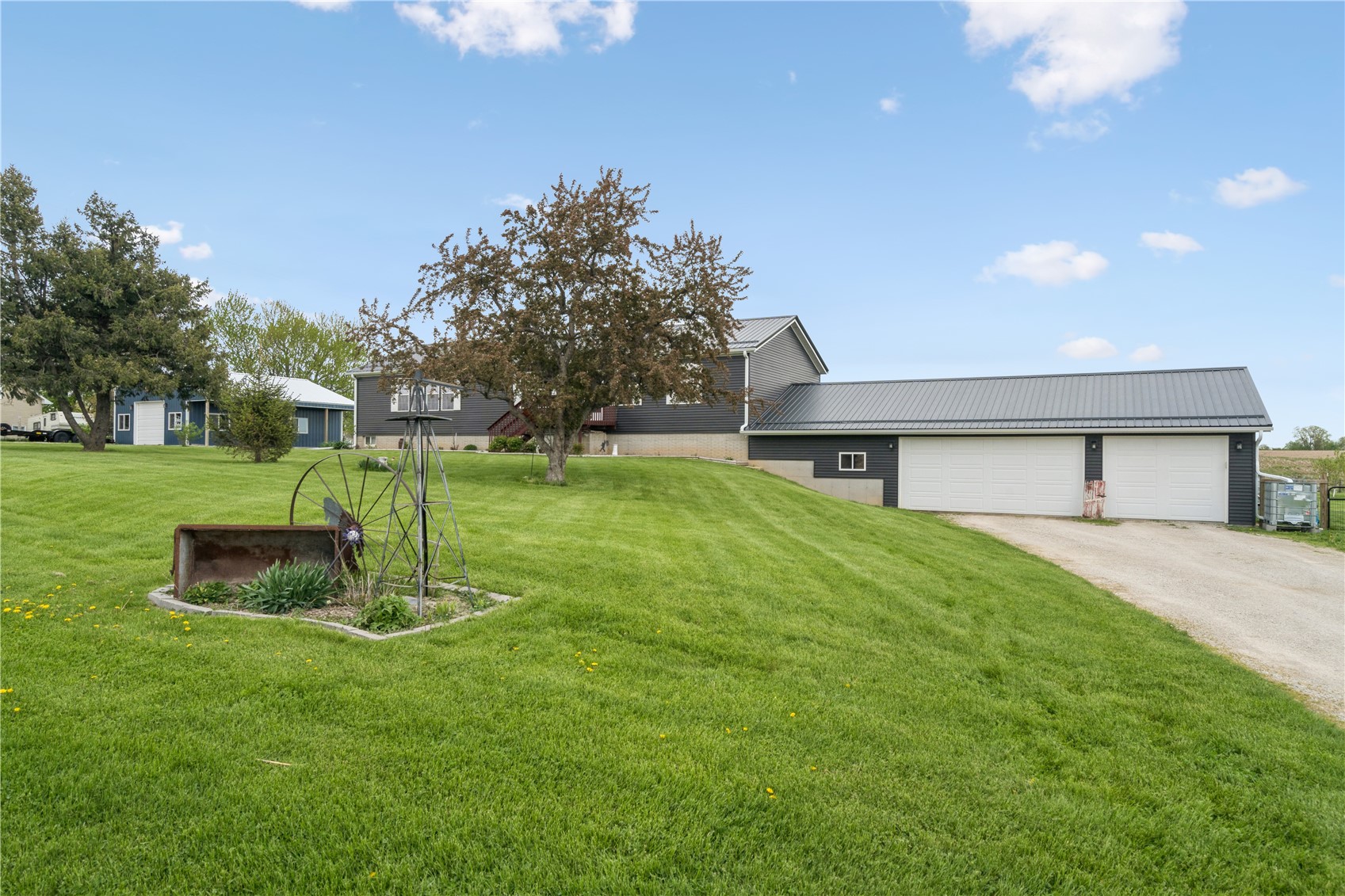 6172 33rd Avenue Drive Shellsburg IA 52332