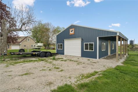 6172 33rd Ave Drive Shellsburg IA 52332