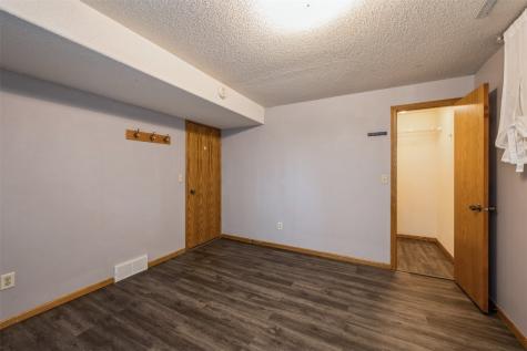 1922 Greentree Court NW Cedar Rapids IA 52405