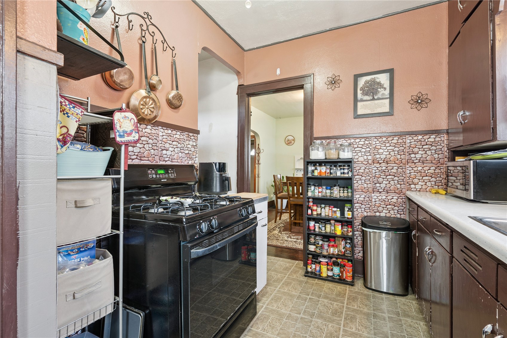 2140 Norwood Street IA 50669