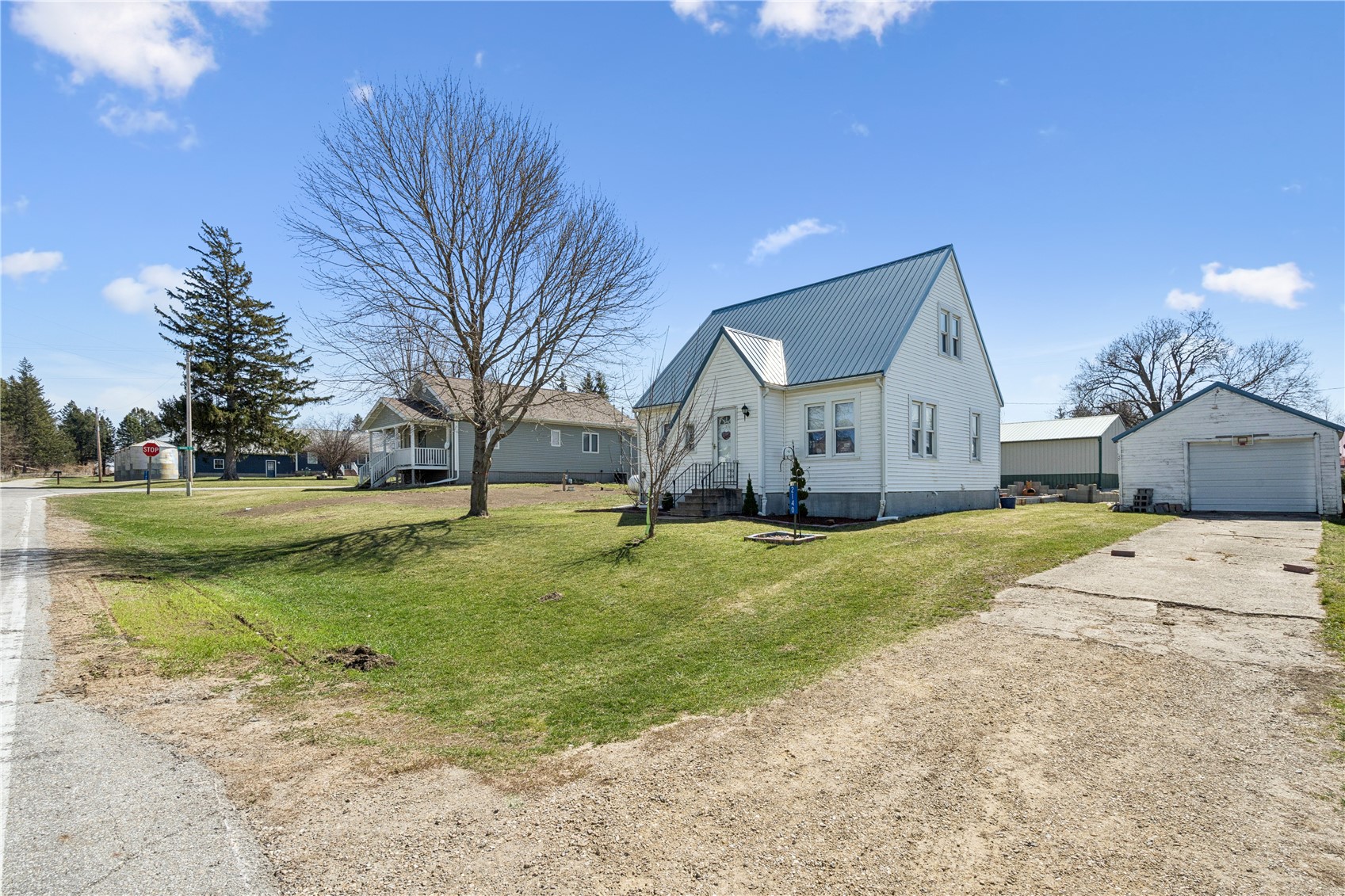 2140 Norwood Street IA 50669