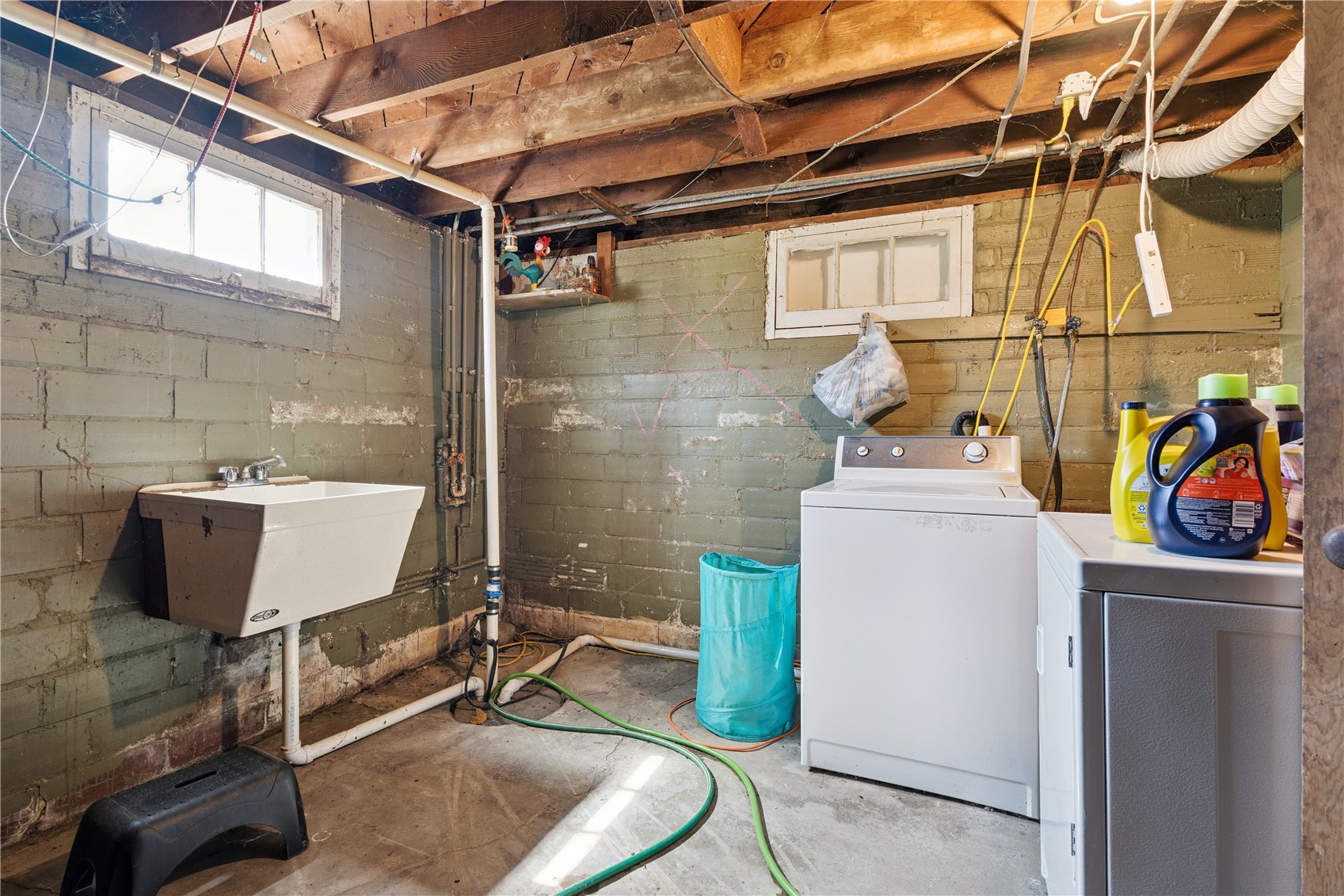 2140 Norwood Street IA 50669