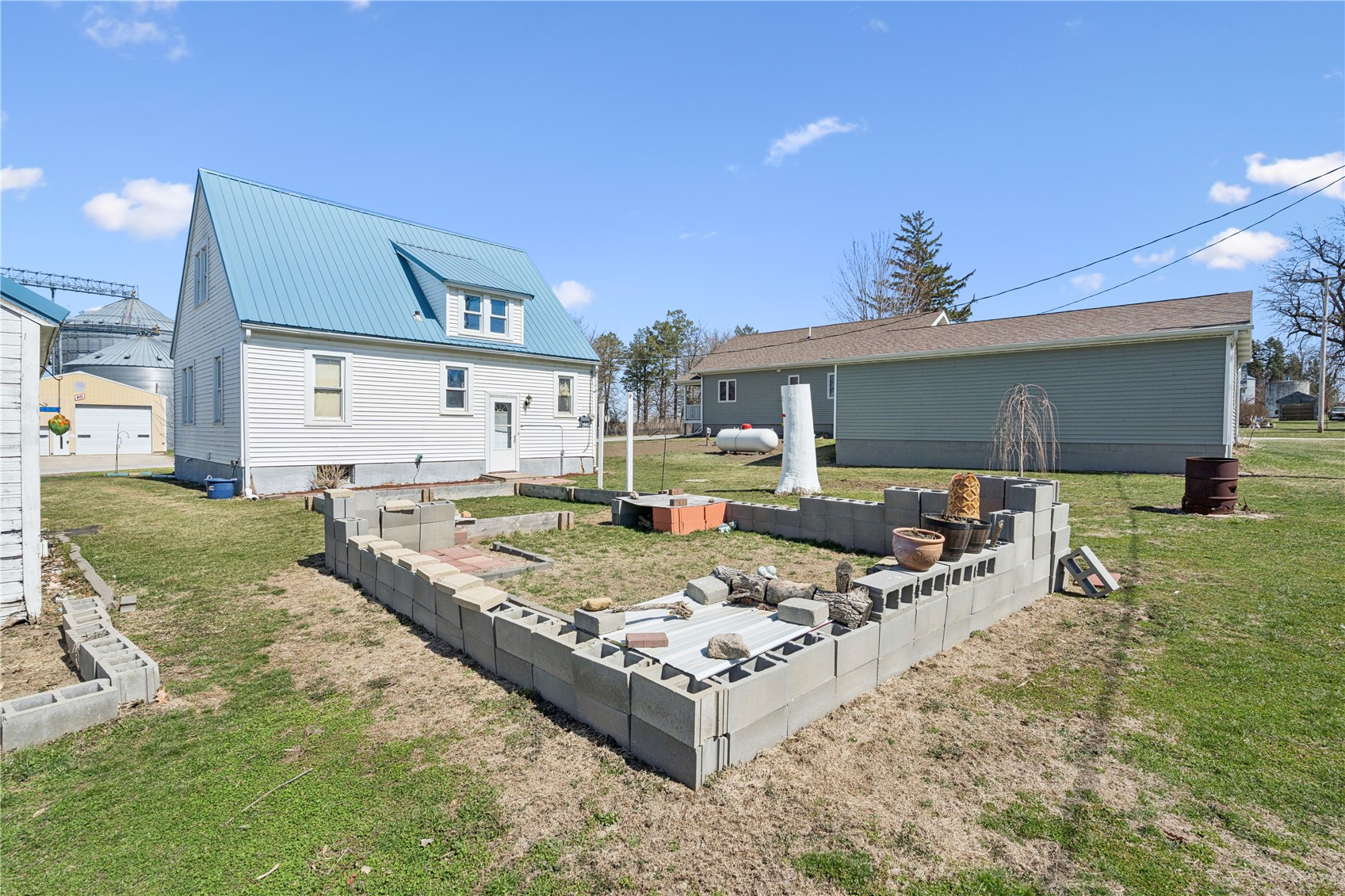 2140 Norwood Street IA 50669