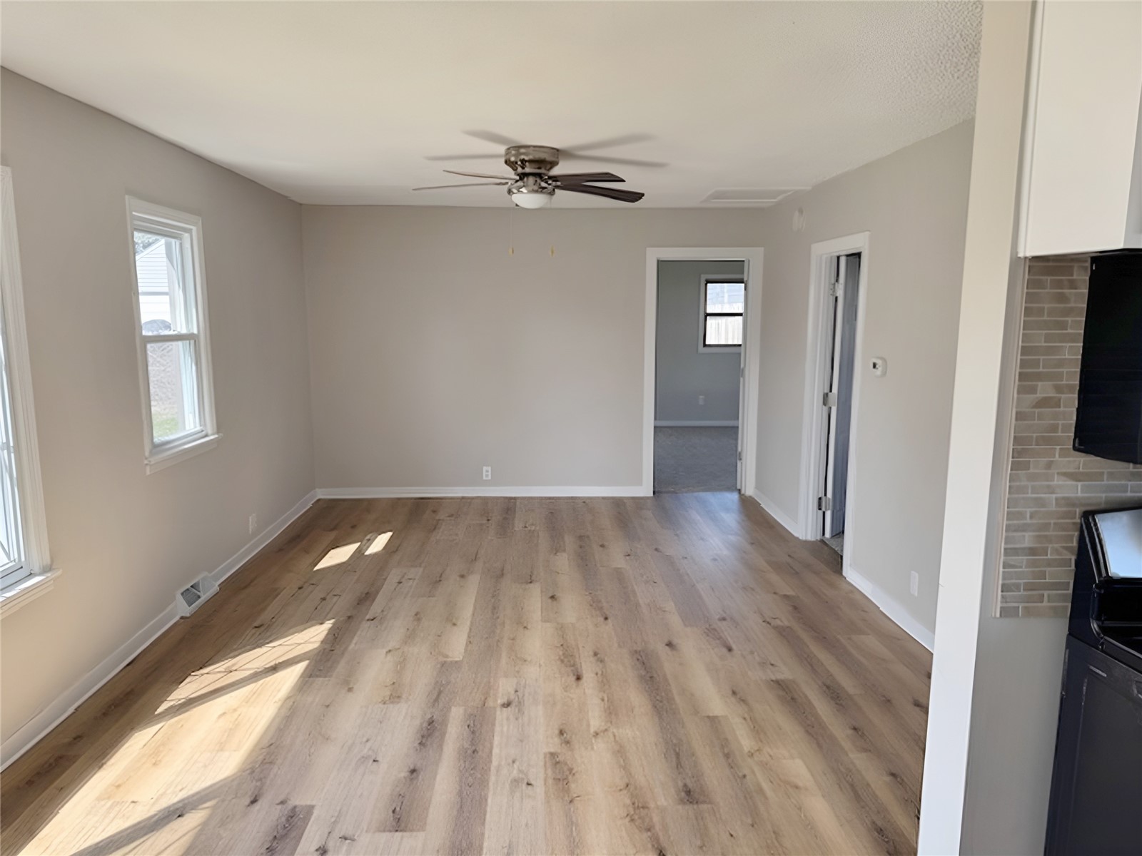 309 Elaine Drive Waterloo IA 50707