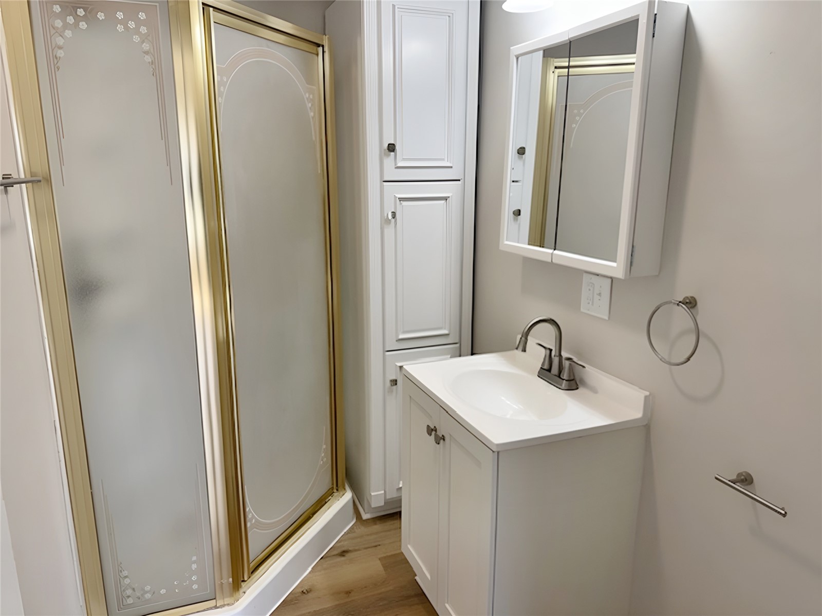 309 Elaine Drive Waterloo IA 50707