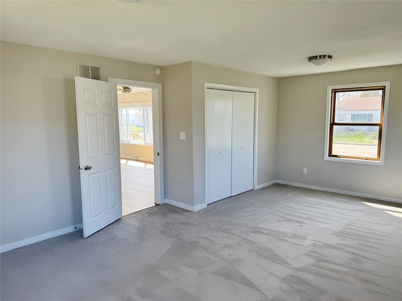 309 Elaine Drive Waterloo IA 50707