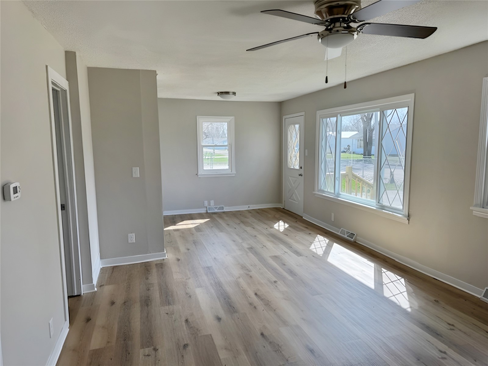 309 Elaine Drive Waterloo IA 50707